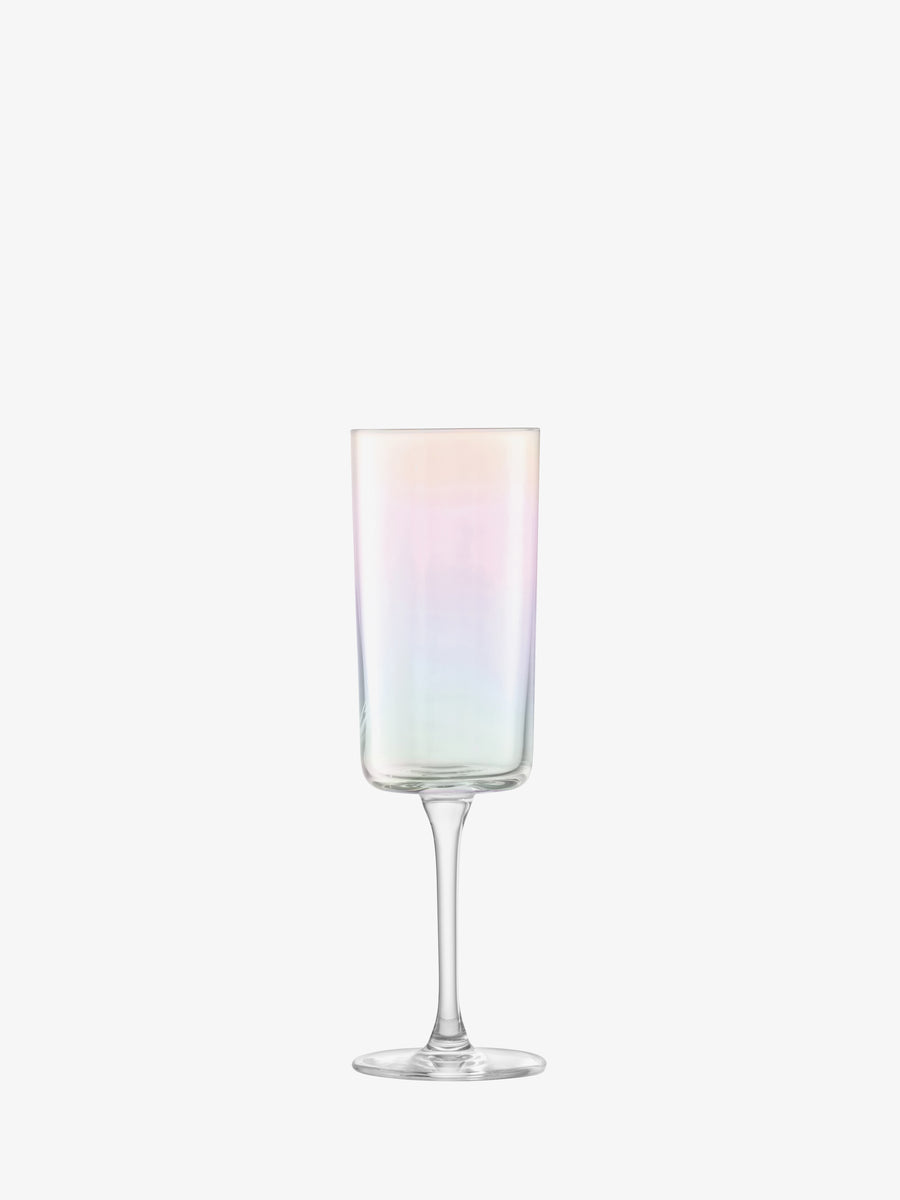 The lsa-international Champagne Flute features a clear glass bowl with a delicate iridescent sheen, reflecting hints of pink, purple, and blue. Set atop a slender stem and round base, this modern champagne glass stands out against the white background—an elegant choice for serving sparkling drinks.