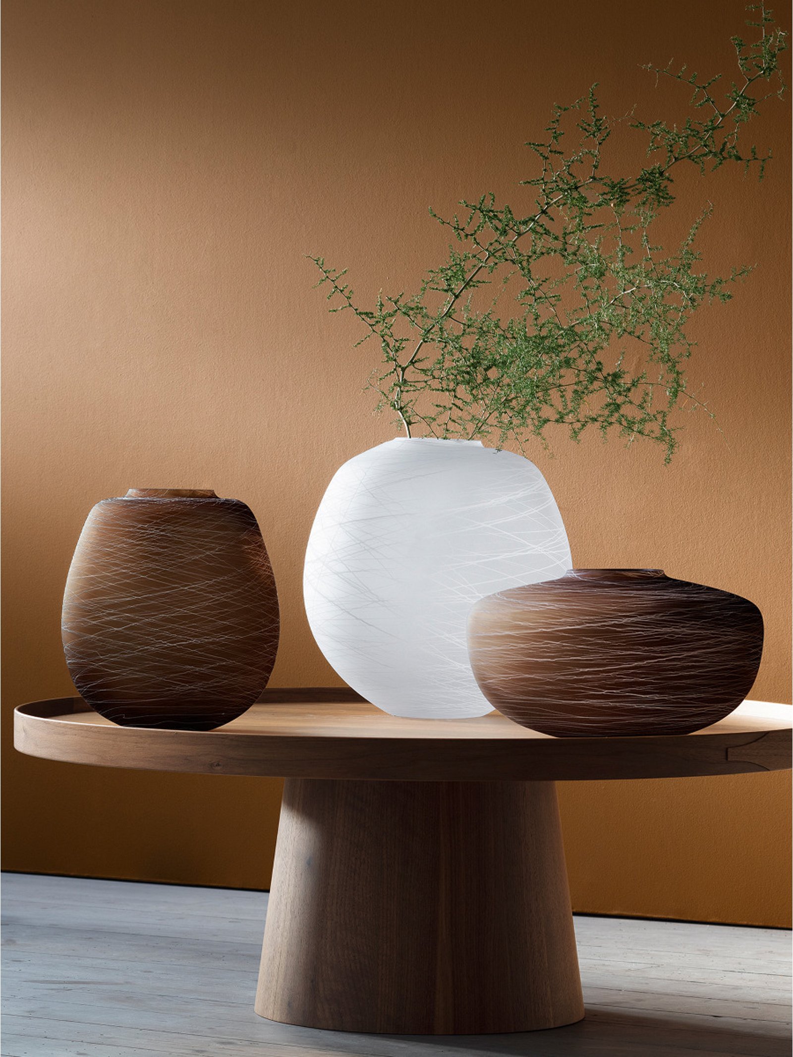 Vase H17.5cm, Earth/Chalk Thread Boulder Collection LSA Interior