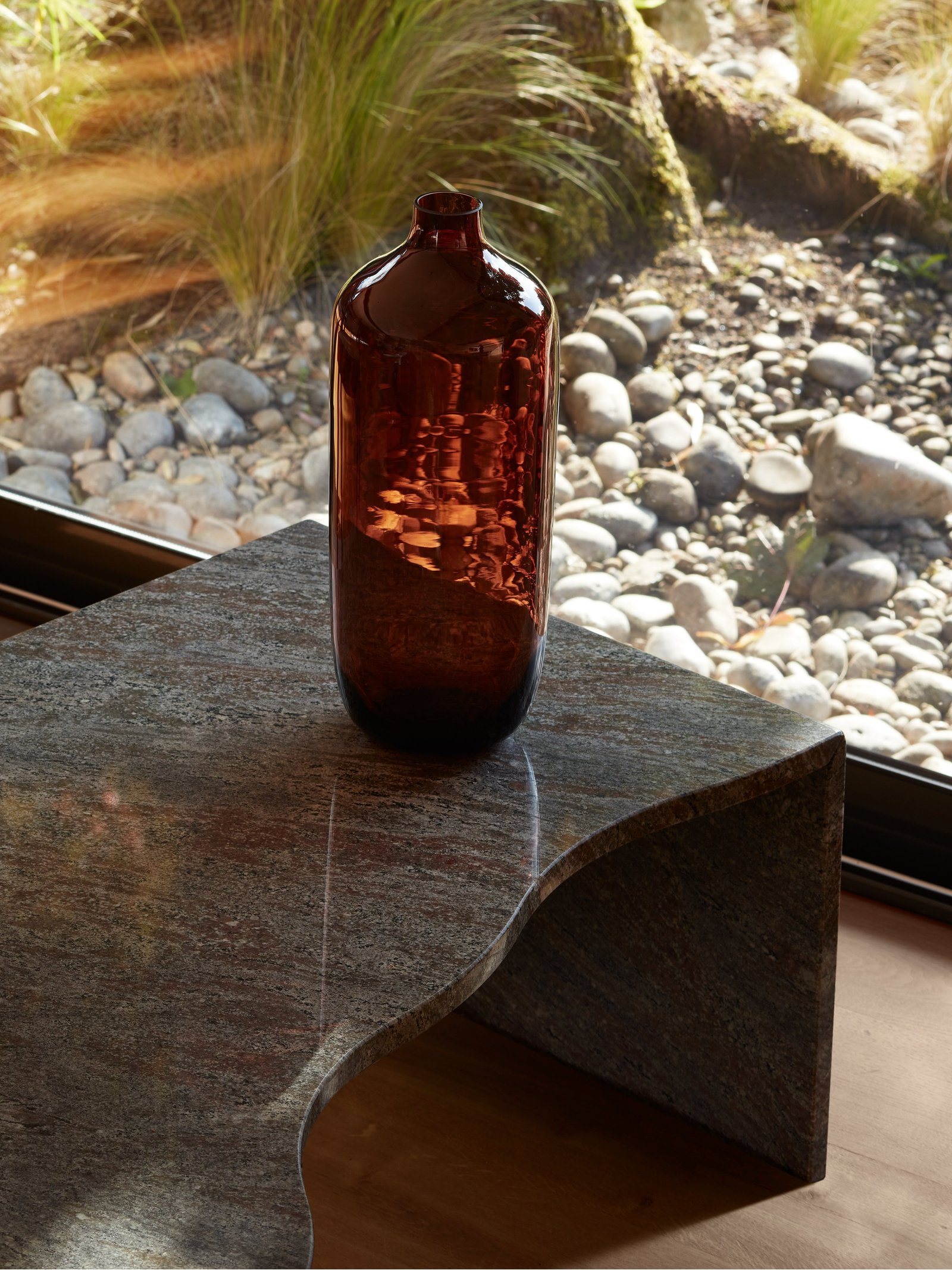 Vessel Vase H38cm, Peat Brown Vessel Collection LSA Interior