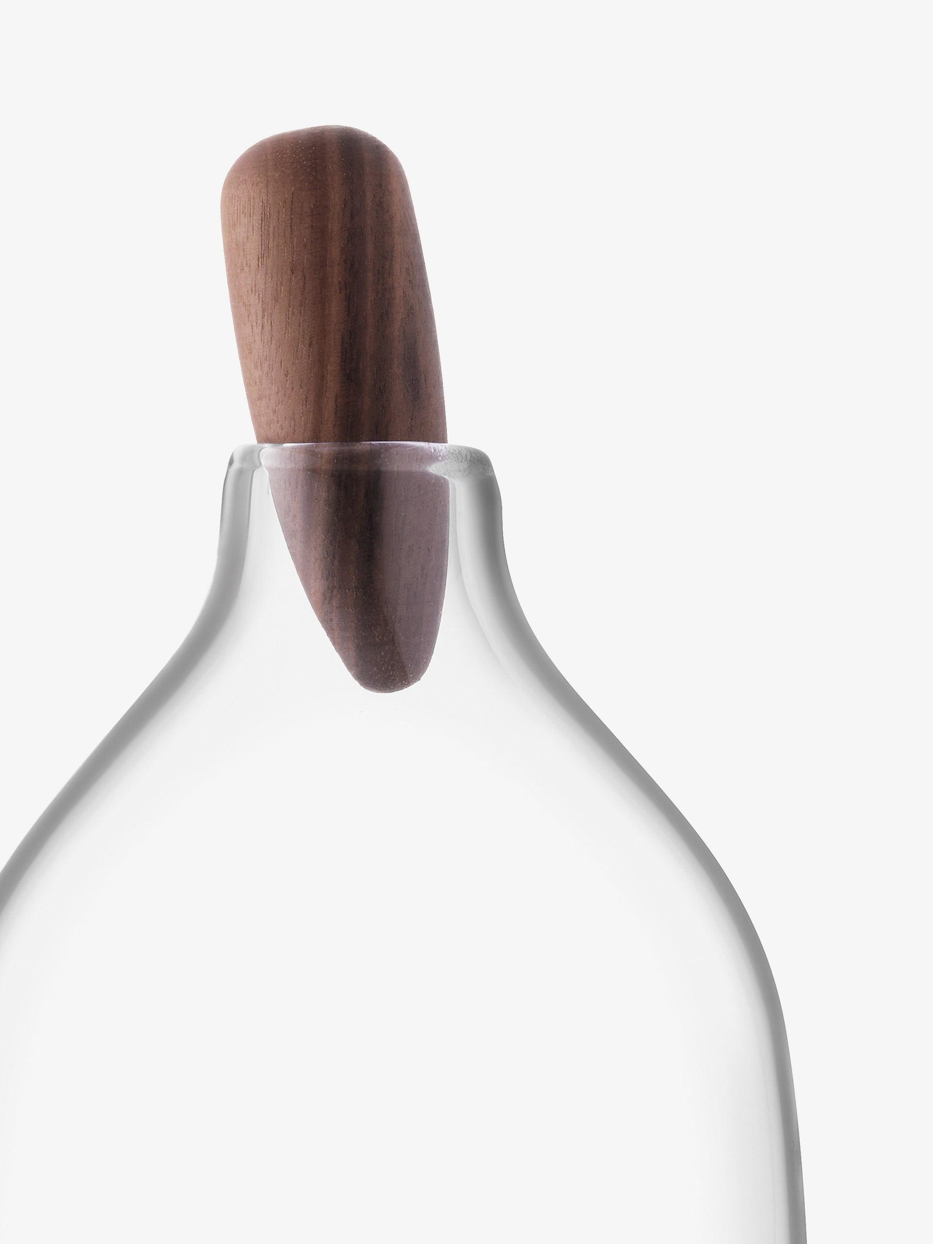 Decanter & Walnut Stopper