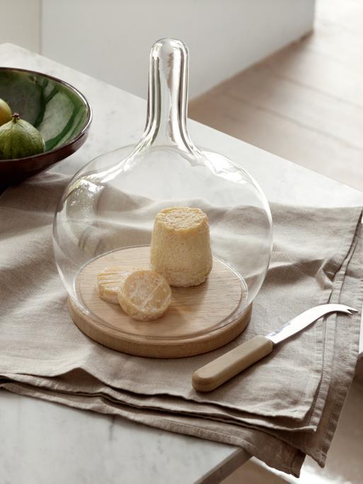Dome & Oak Base 7.75in, Clear | Cloche | LSA Tableware