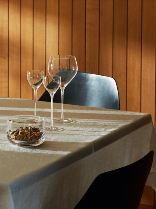 Red Wine Glass 20oz, Clear | Savoy | LSA Drinkware